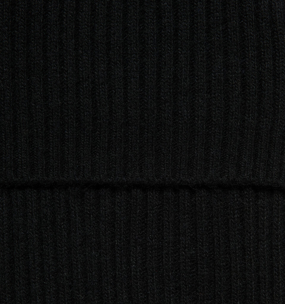 Black knit scarf - null - Black | Sisley image number 2